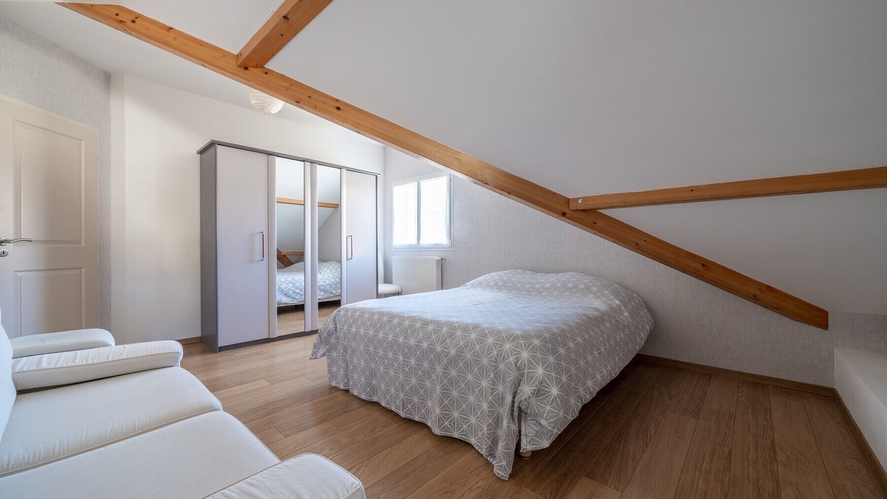 Photo of Bedroom in Rumilly