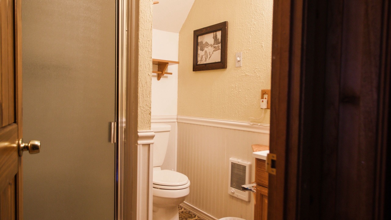 Photo of Bathroom in Sunnyside