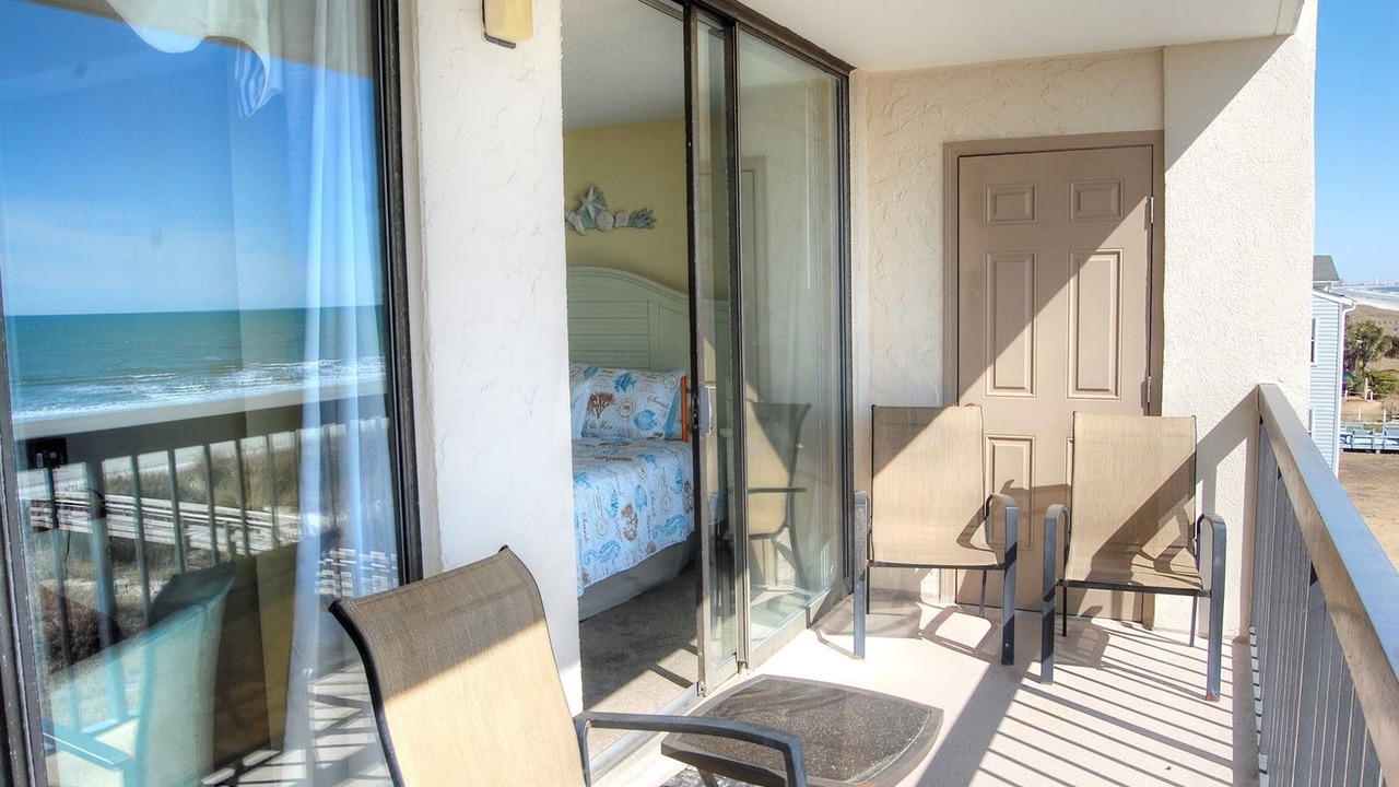 Photo of Patio Balcony in Windy Hill