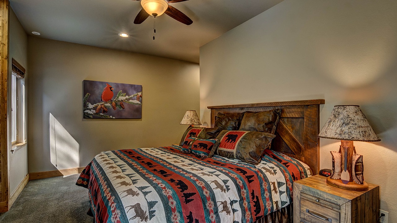 Photo of Bedroom in Eagle River