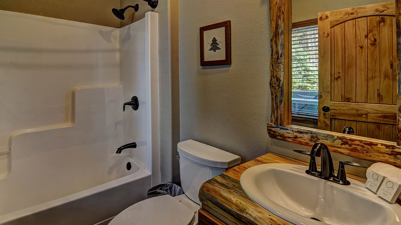 Photo of Bathroom in Eagle River
