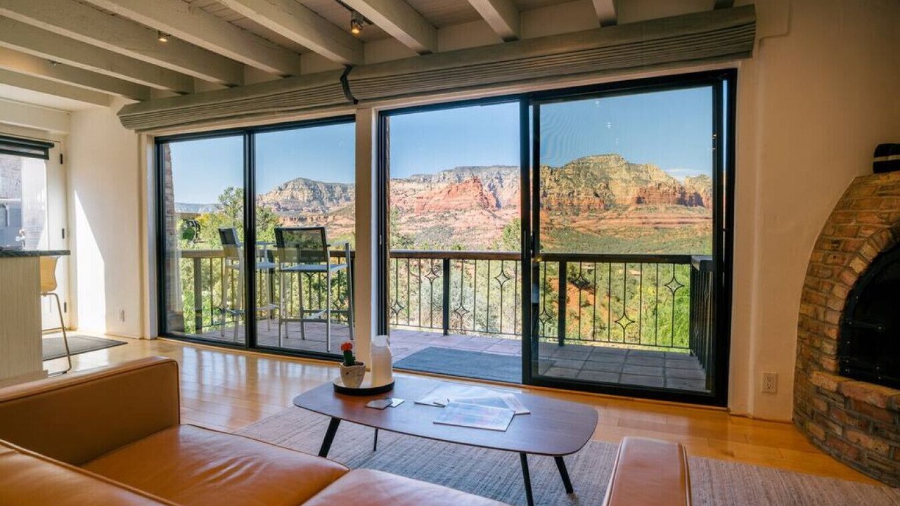 Photo of Livingroom in West Sedona