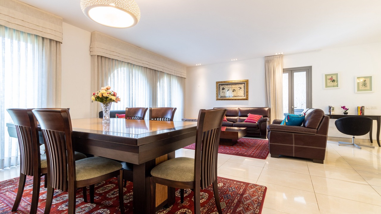 Photo of Bedroom in Jerusalem City Centre