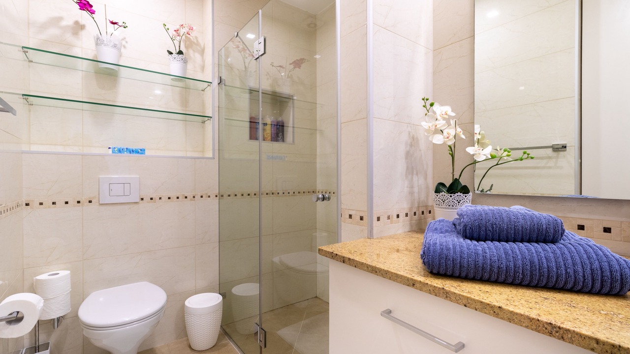 Photo of Bathroom in Jerusalem City Centre