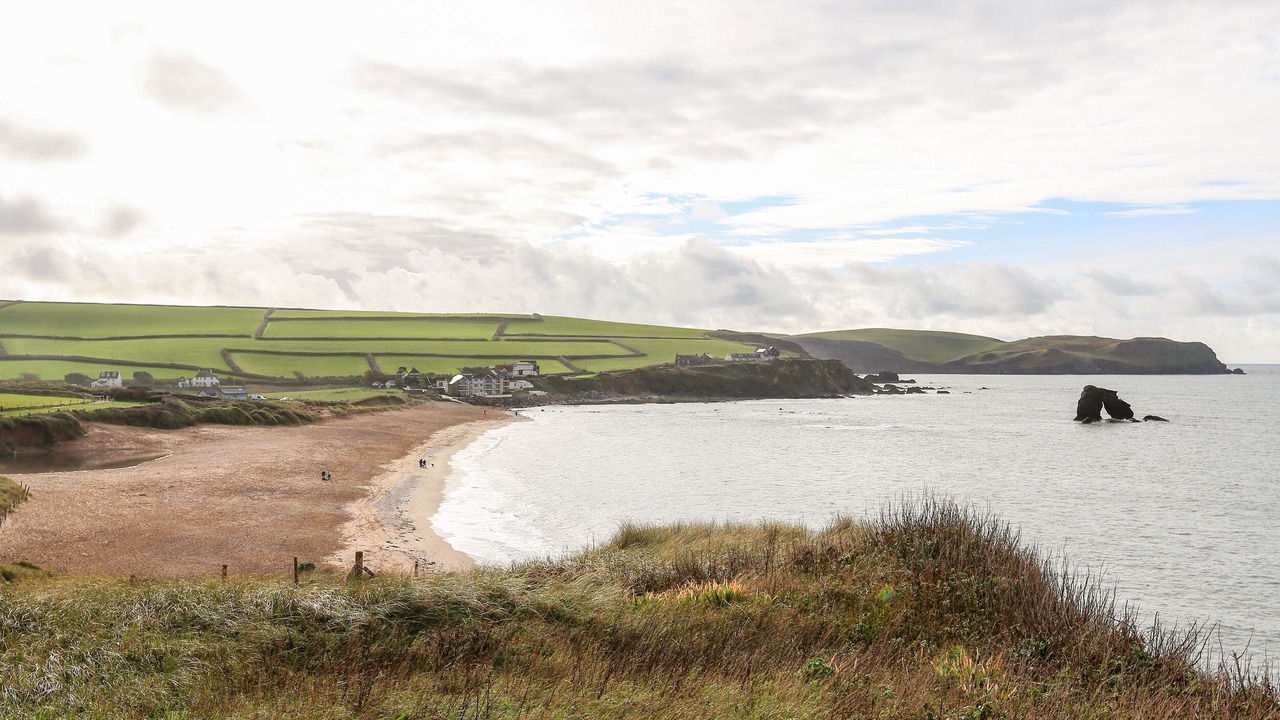 Photo of Others in Burgh Island