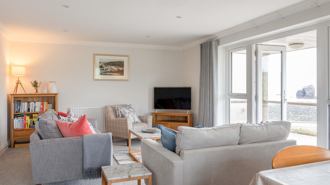 Photo of Livingroom in Burgh Island