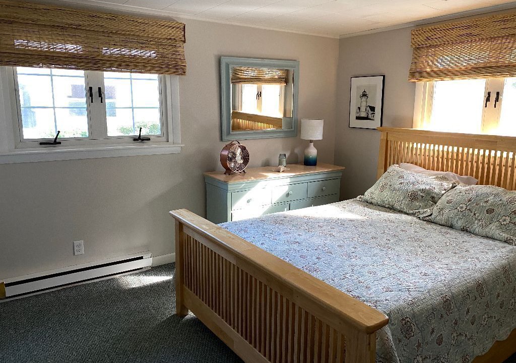 Photo of Bedroom in Popponesset