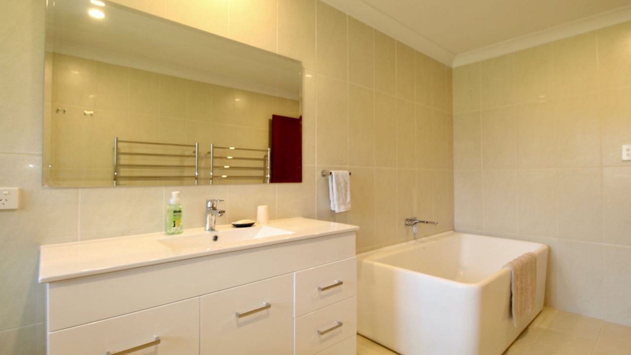 Photo of Bathroom in Huskisson