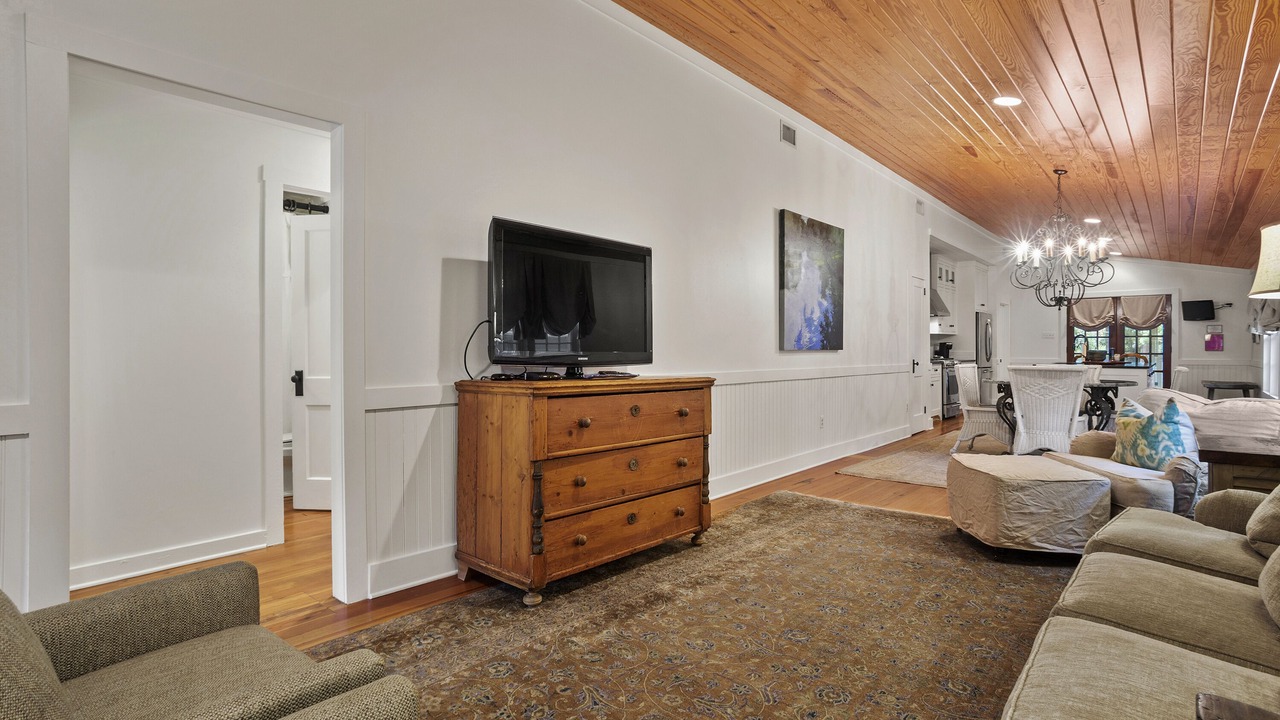 Photo of Bedroom in Biloxi