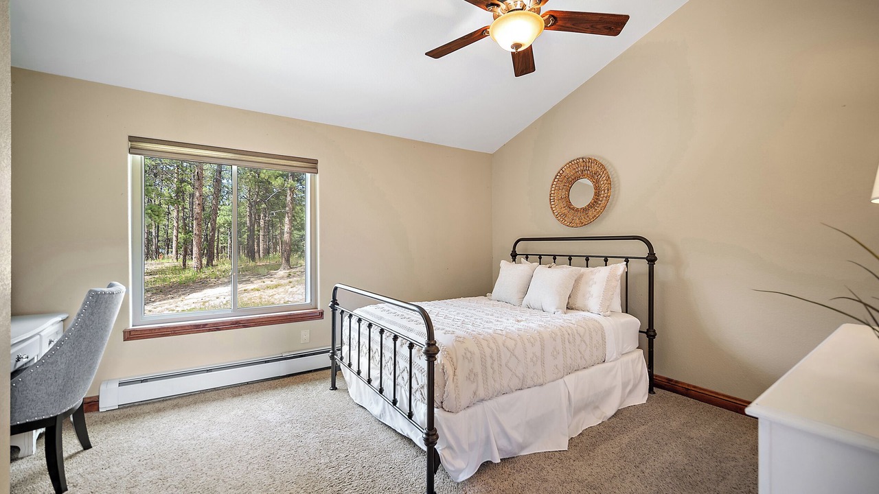 Photo of Bedroom in Colorado Springs