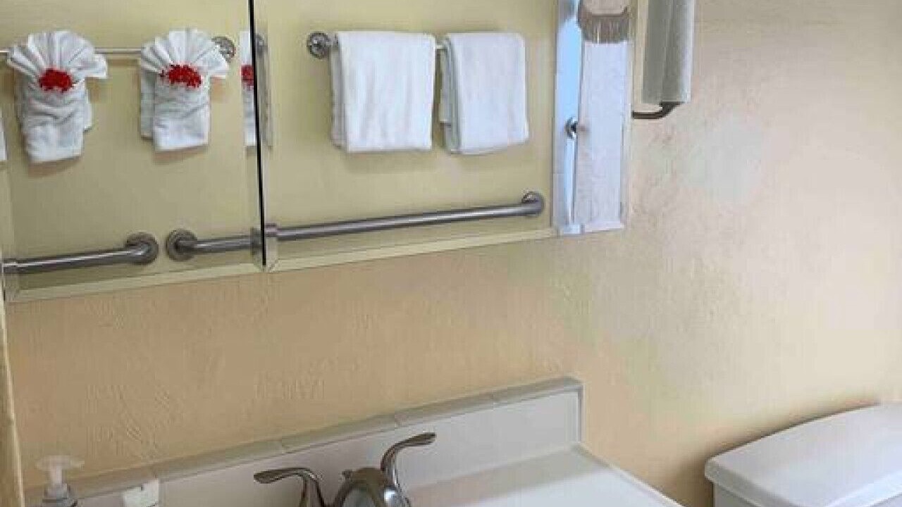 Photo of Bathroom in West Bay