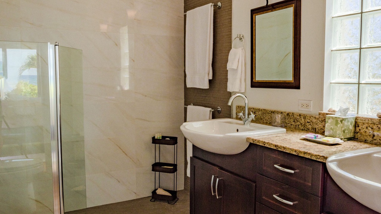 Photo of Bathroom in East End
