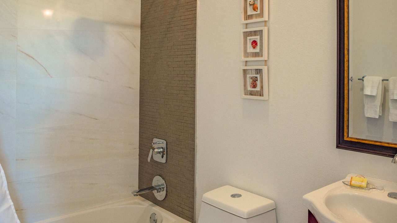 Photo of Bathroom in East End
