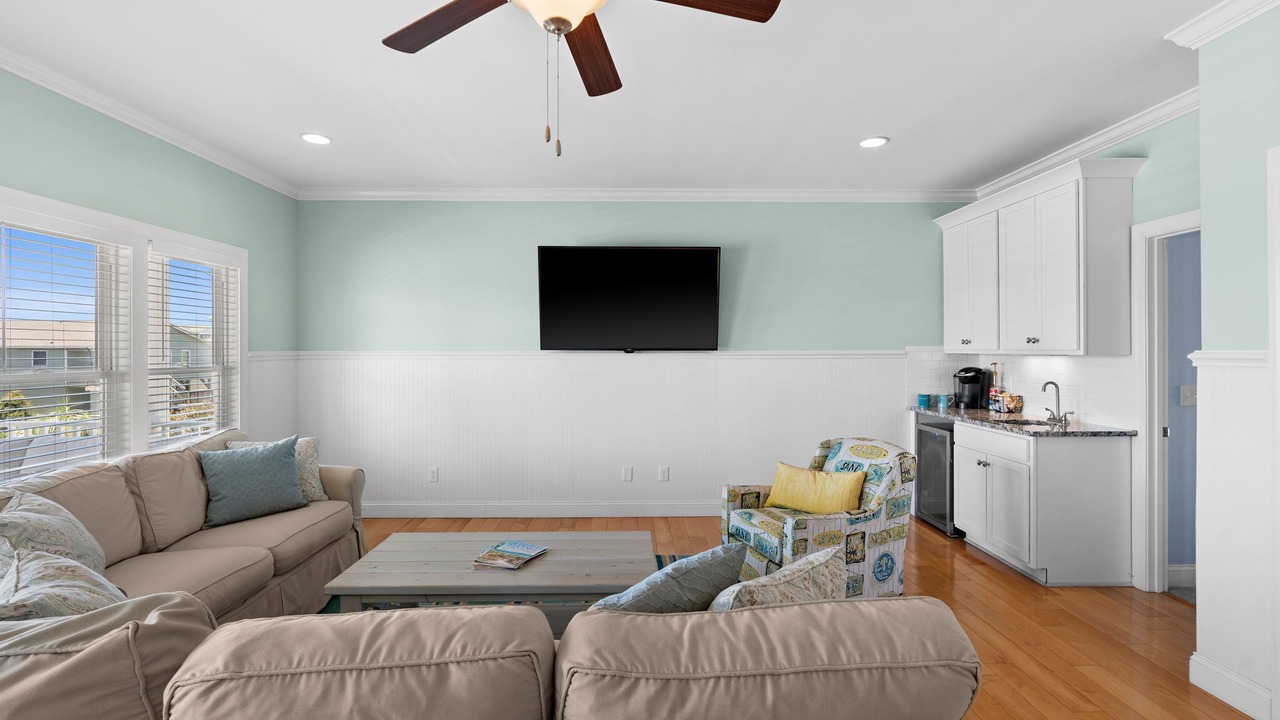 Photo of Livingroom in Holden Beach