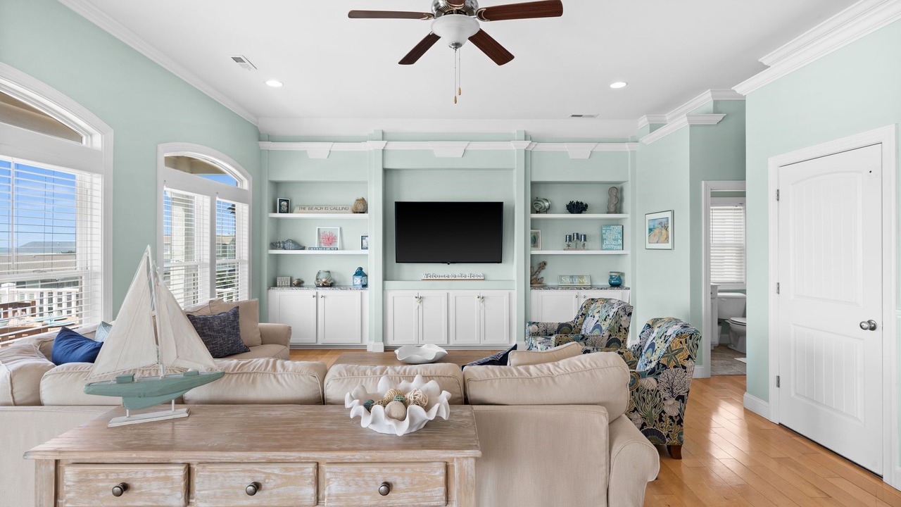 Photo of Livingroom in Holden Beach