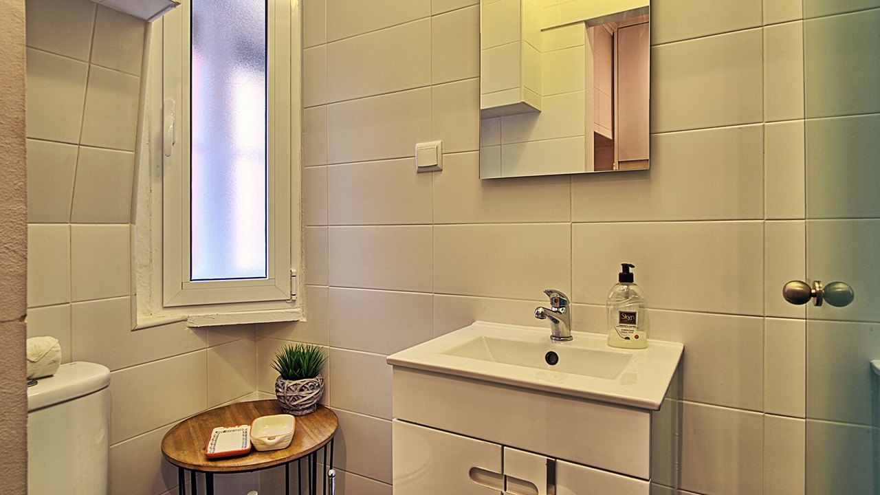Photo of Bathroom in Mouraria