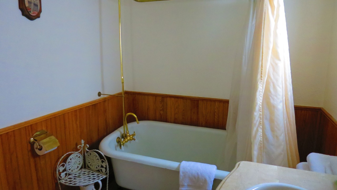 Photo of Bathroom in Central City