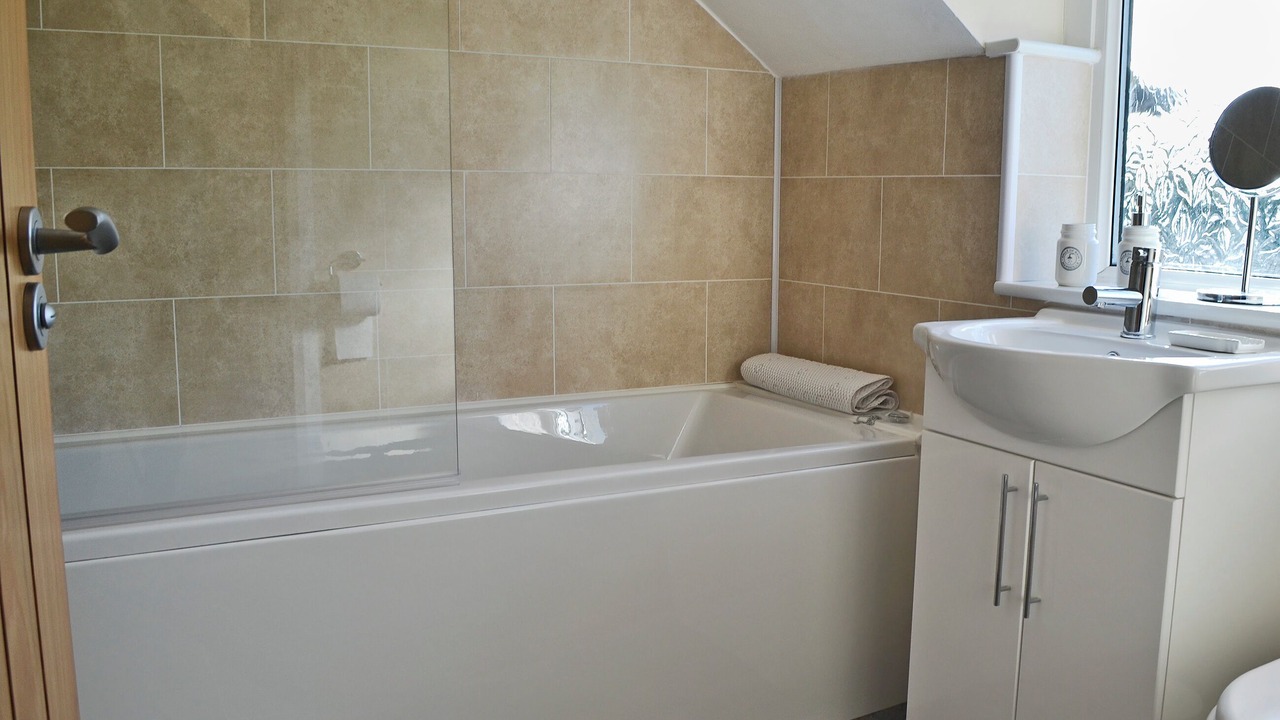 Photo of Bathroom in Rhyd-y-clafdy