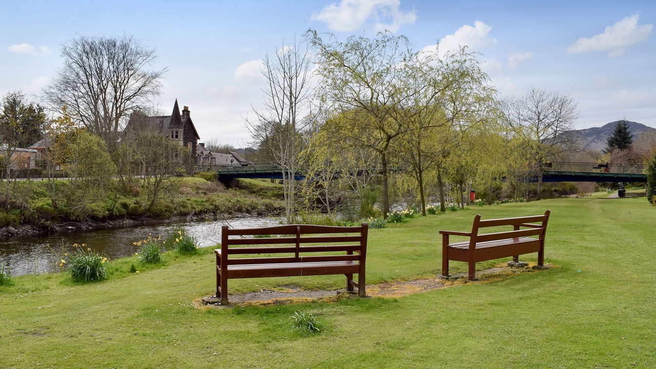 Photo of Others in Comrie