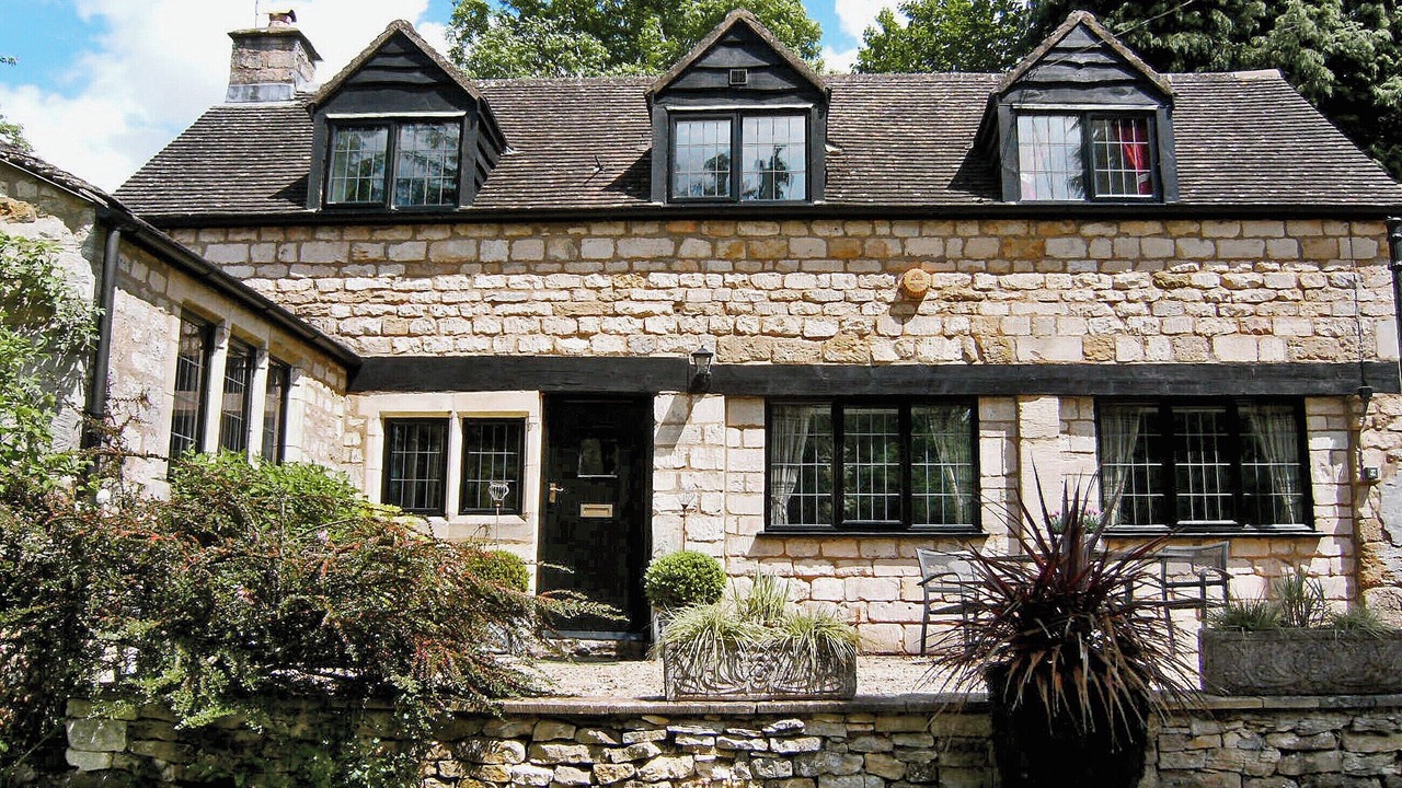 Photo of Outdoor in Stroud