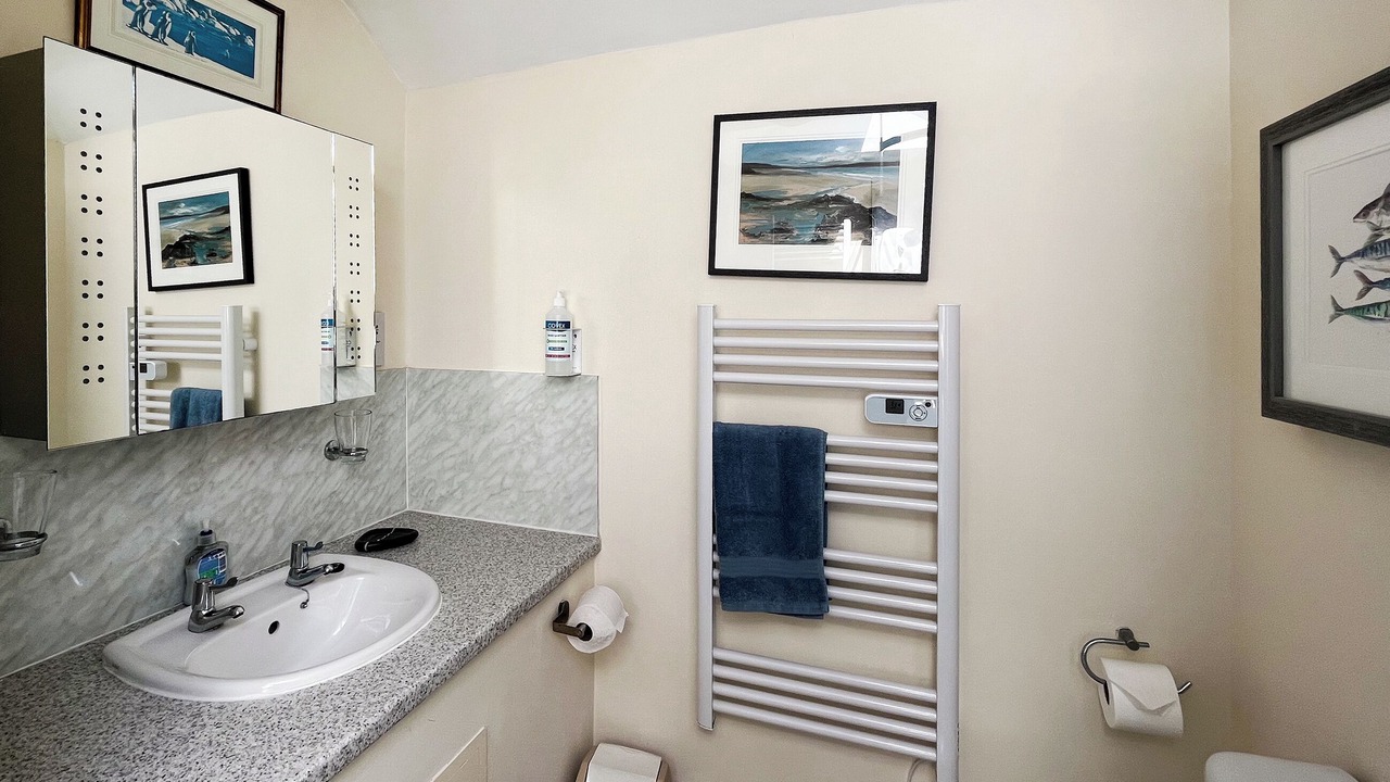 Photo of Bathroom in Downderry