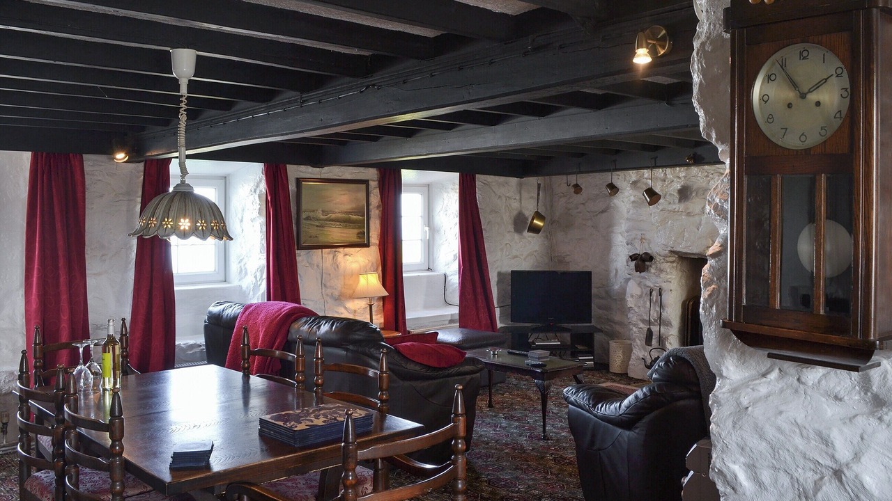 Photo of Bedroom in Garn Fadryn
