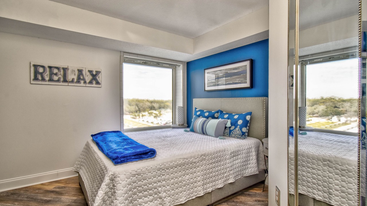 Photo of Bedroom in Arcadian Shores
