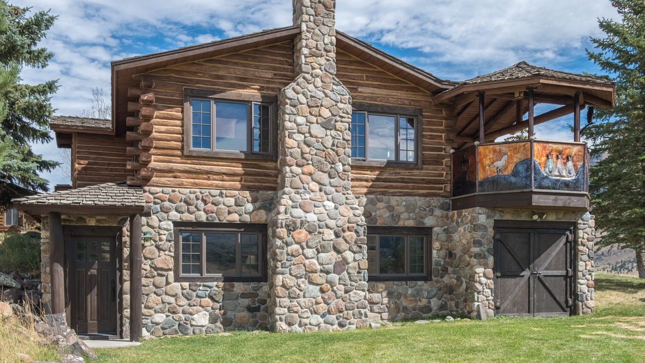 Photo of Outdoor in Emigrant