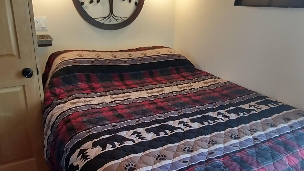 Photo of Bedroom in Fort Macleod