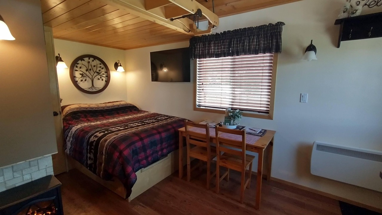 Photo of Bedroom in Fort Macleod