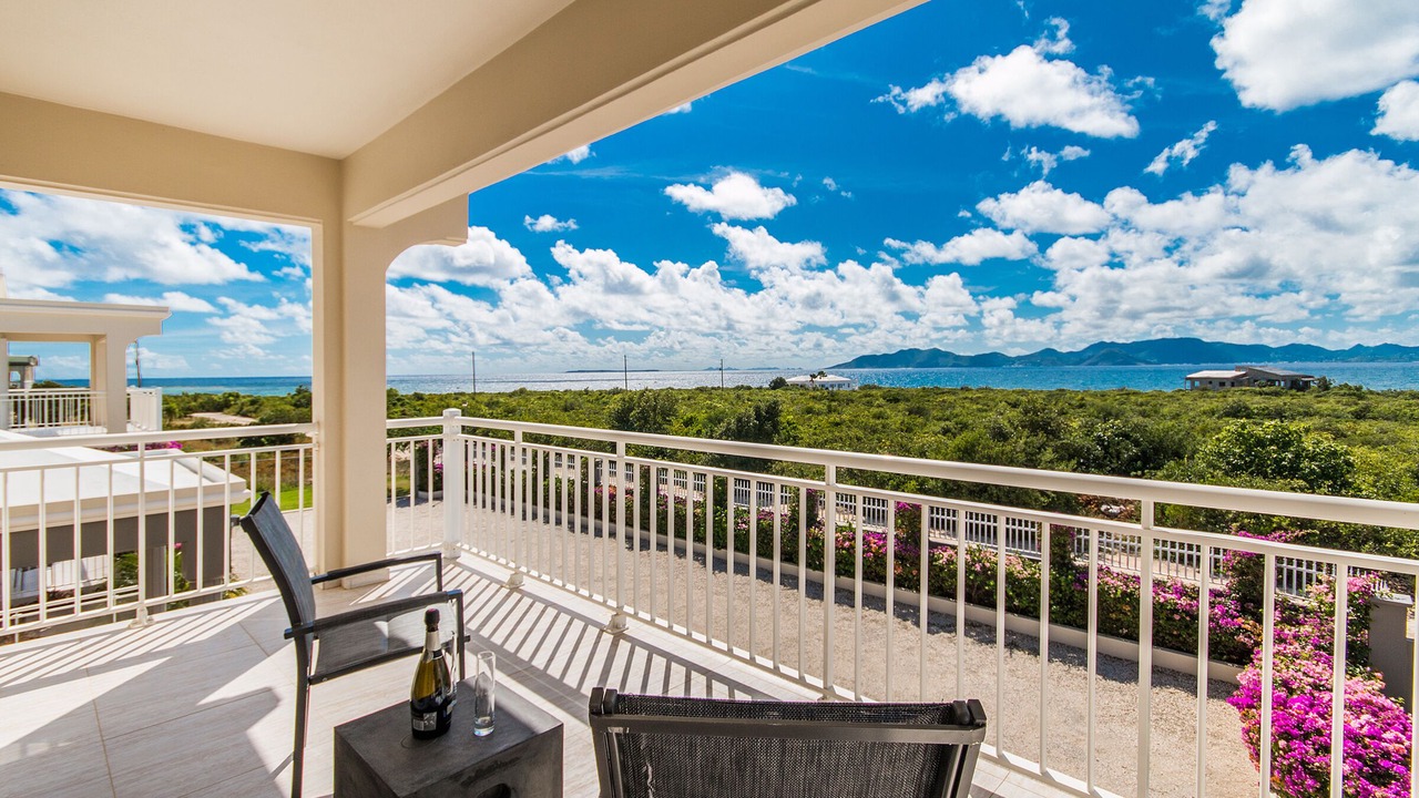 Photo of Patio Balcony in Little Harbour