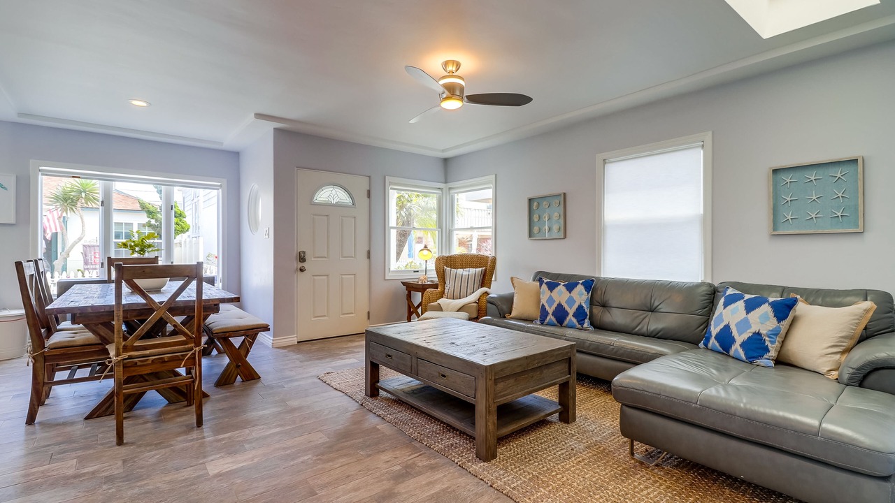 Photo of Bedroom in South Mission Beach