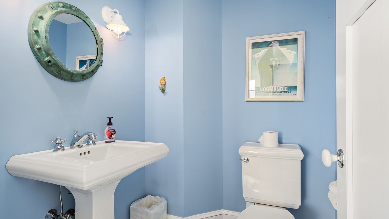 Photo of Bathroom in Avalon
