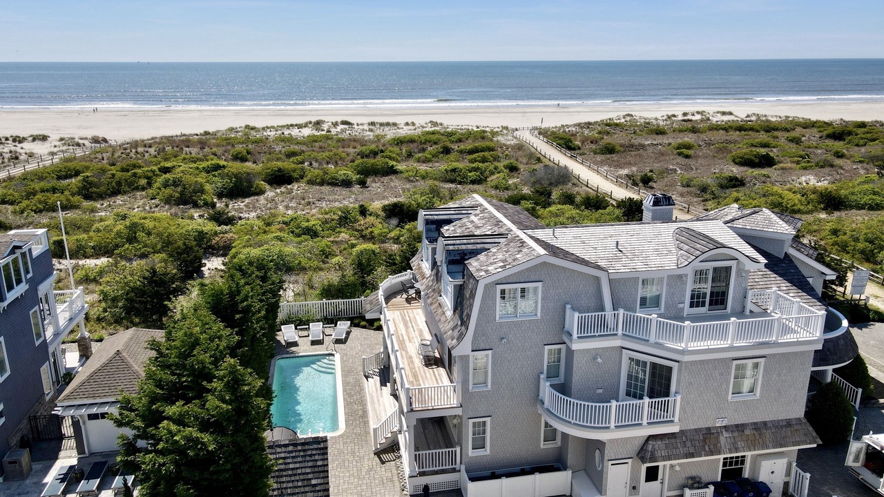 Photo of Outdoor in Avalon