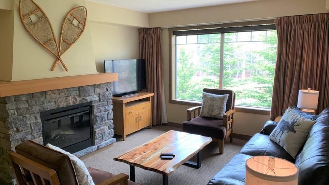 Photo of Livingroom in Dead Man's Flats