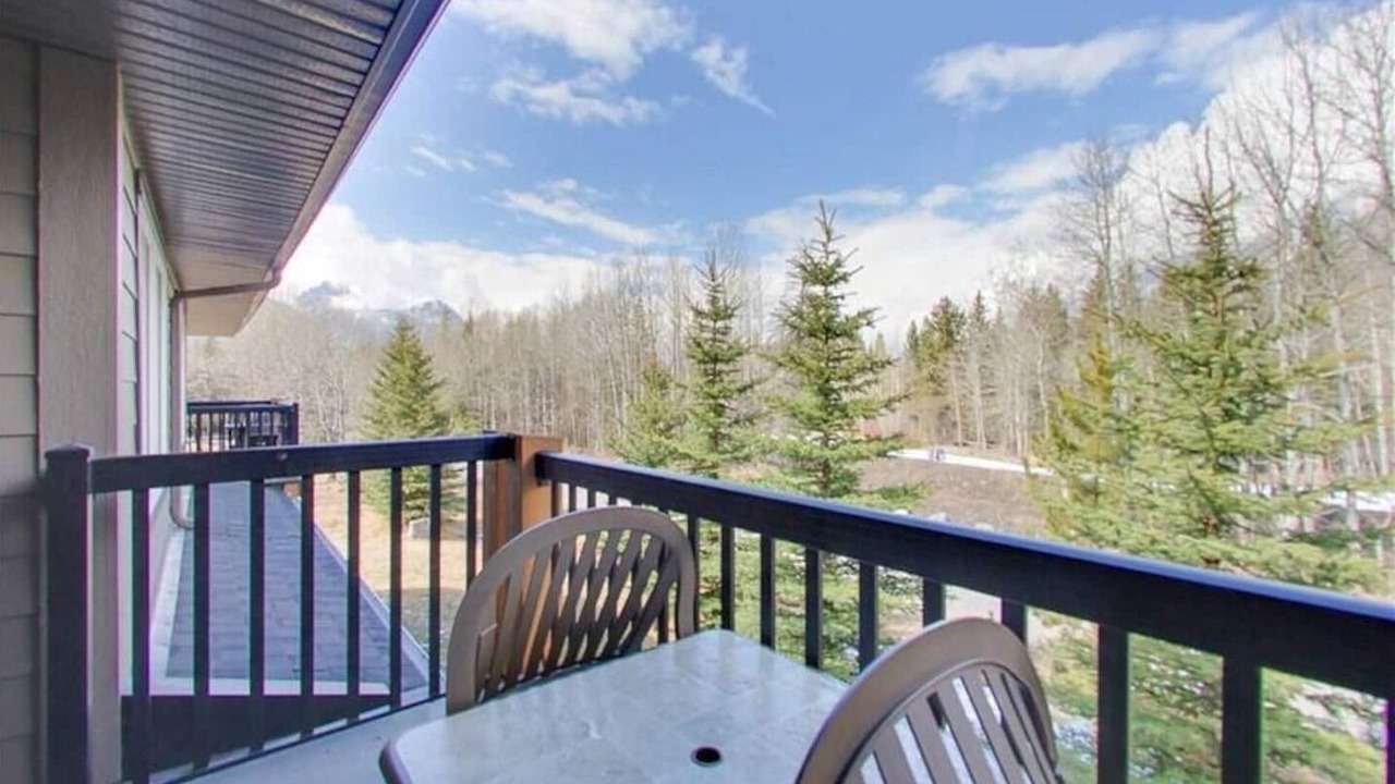 Photo of Patio Balcony in Dead Man's Flats