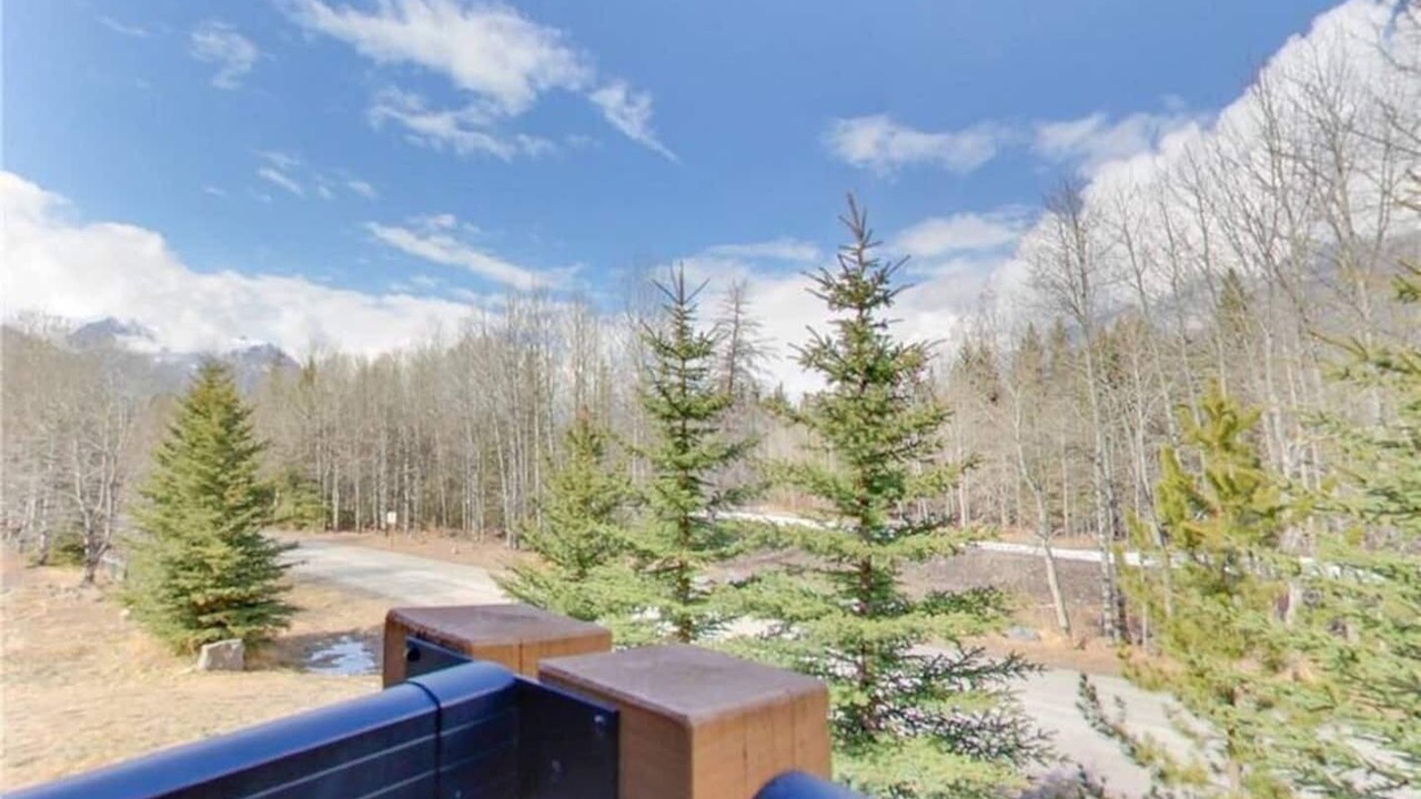 Photo of Patio Balcony in Dead Man's Flats