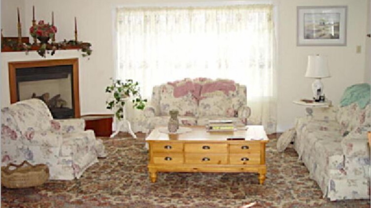 Photo of Livingroom in Cape May Court House