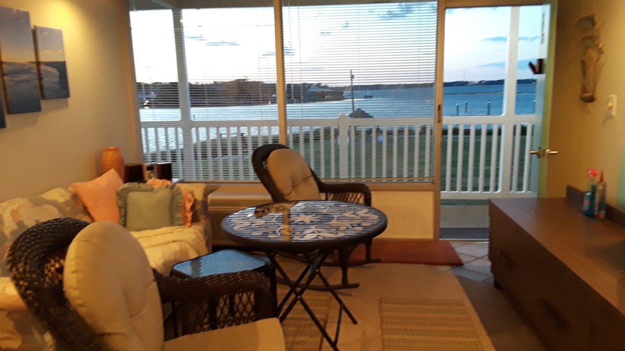 Photo of Livingroom in Atlantic Beach