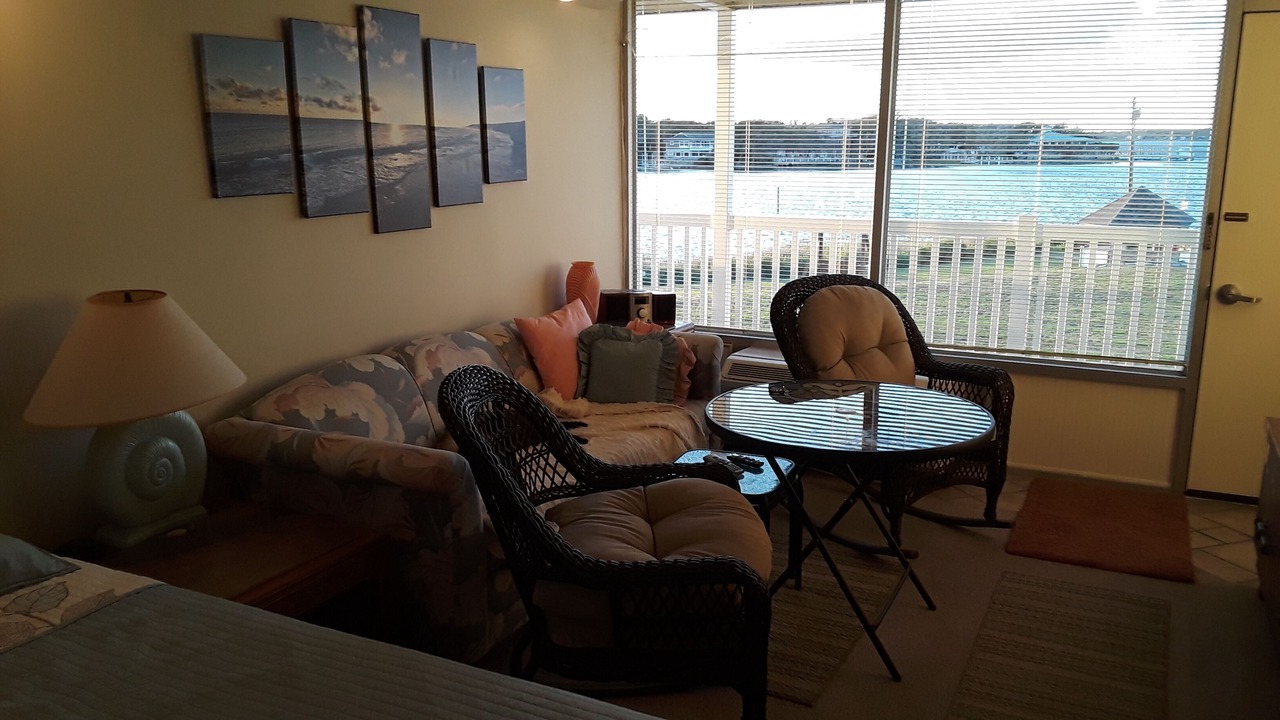Photo of Livingroom in Atlantic Beach
