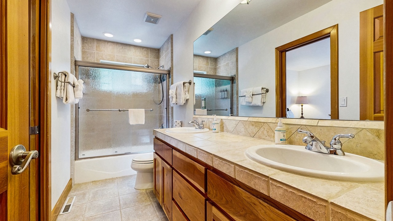Photo of Bathroom in Montgomery Estates