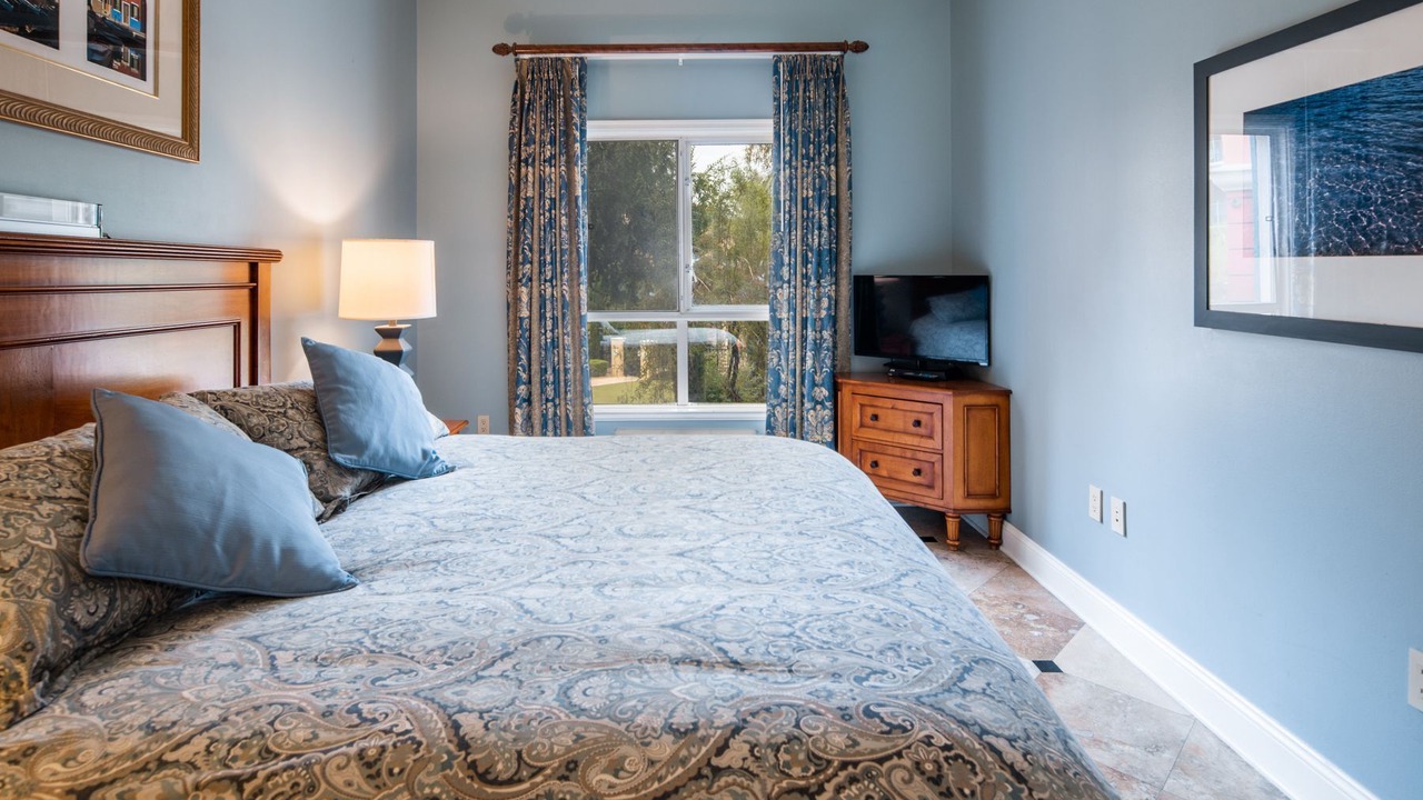 Photo of Bedroom in Lake Las Vegas