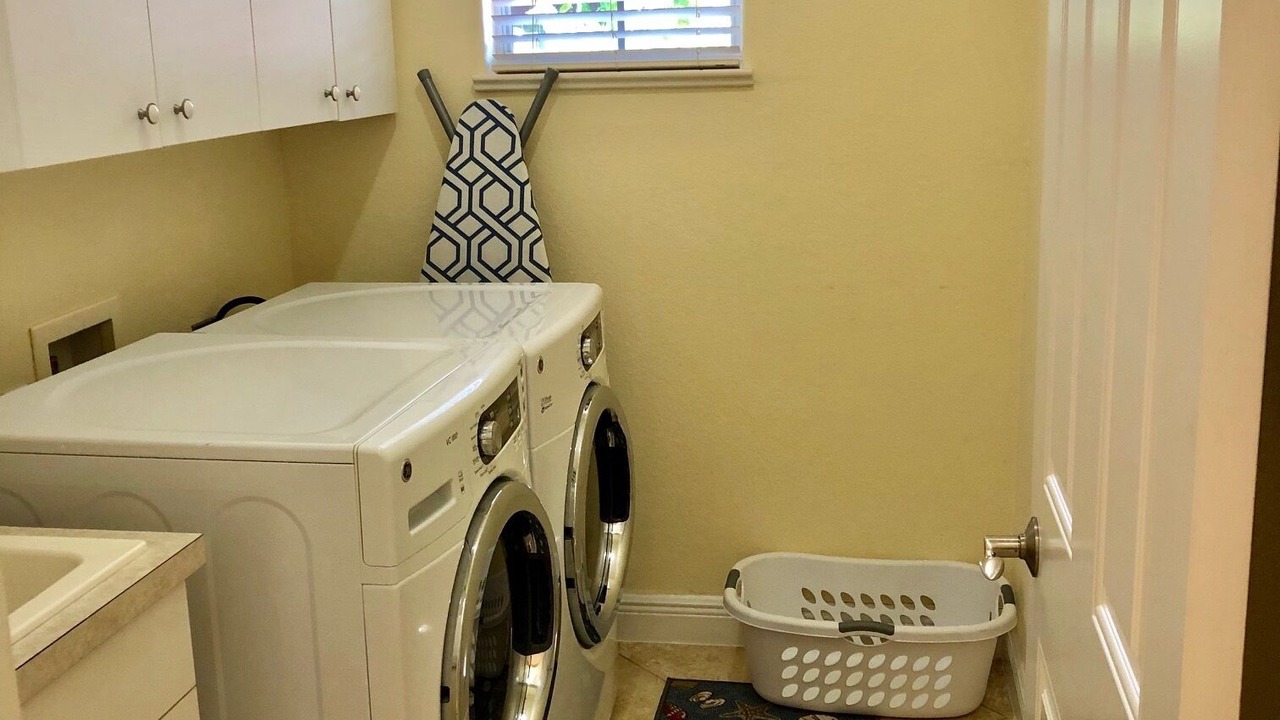 Photo of Bedroom in Naples Park