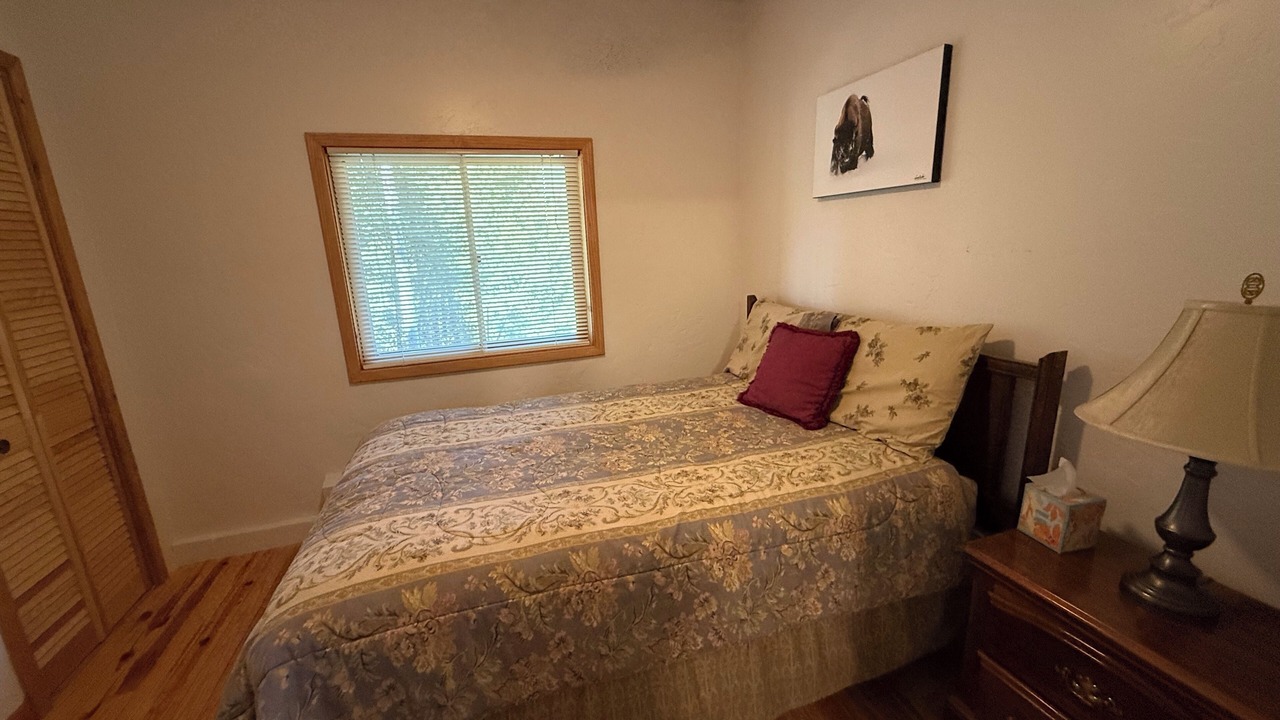 Photo of Bedroom in Emigrant