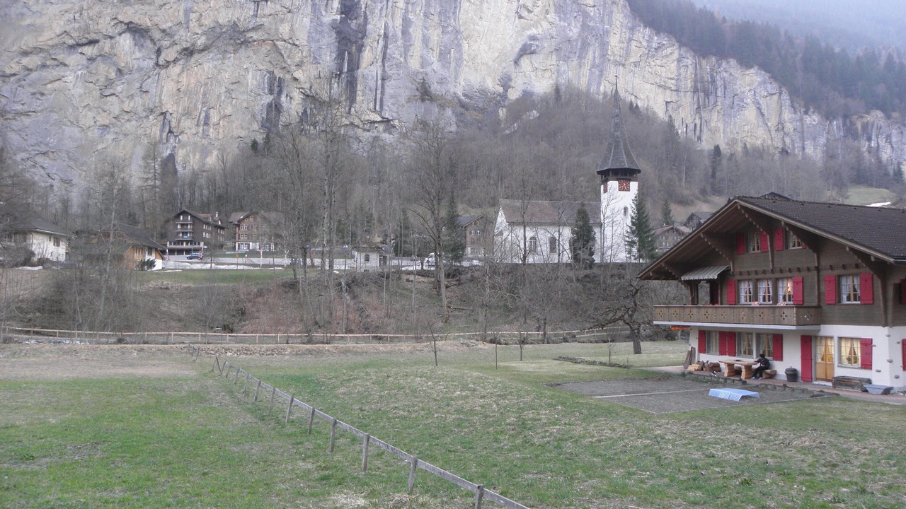 Photo of Patio Balcony in Lauterbrunnen