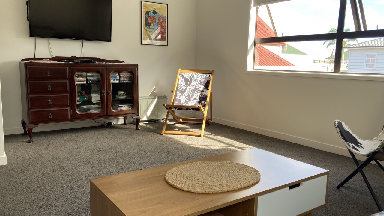 Photo of Livingroom in Russell
