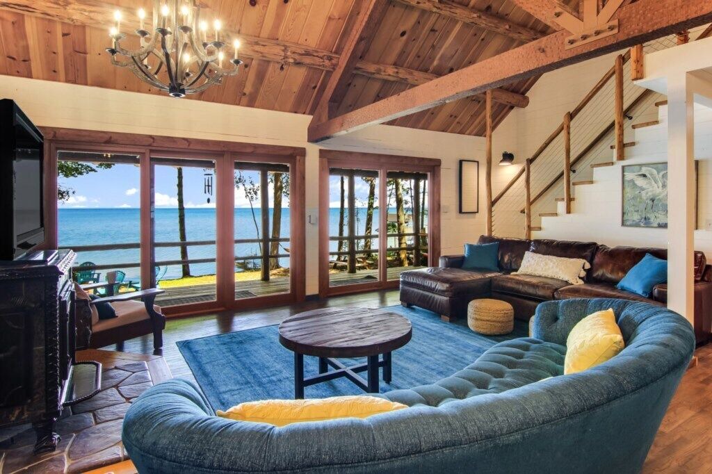 Photo of Bedroom in Northport