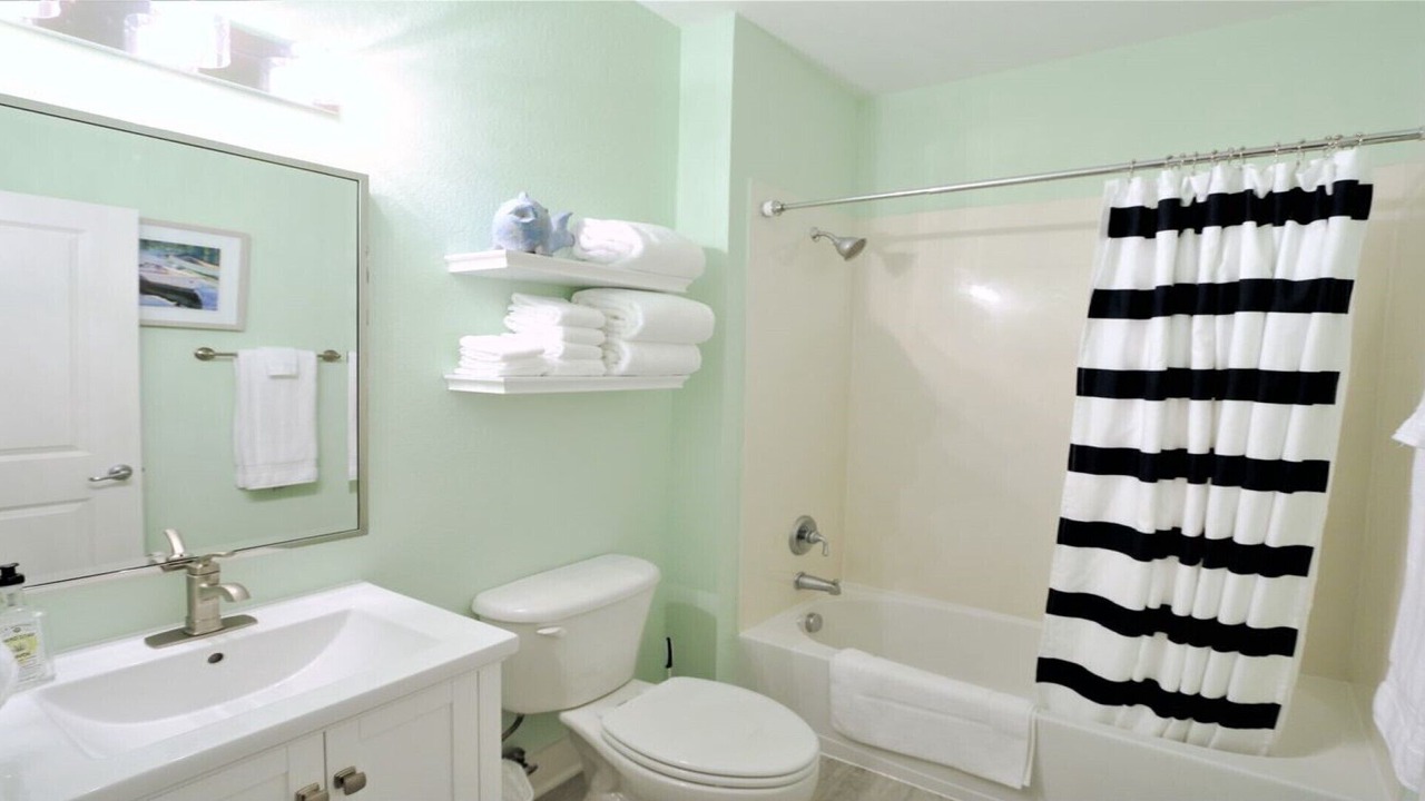 Photo of Bathroom in Galveston
