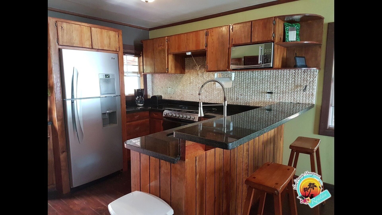 Photo of Kitchen in Calabash Bight