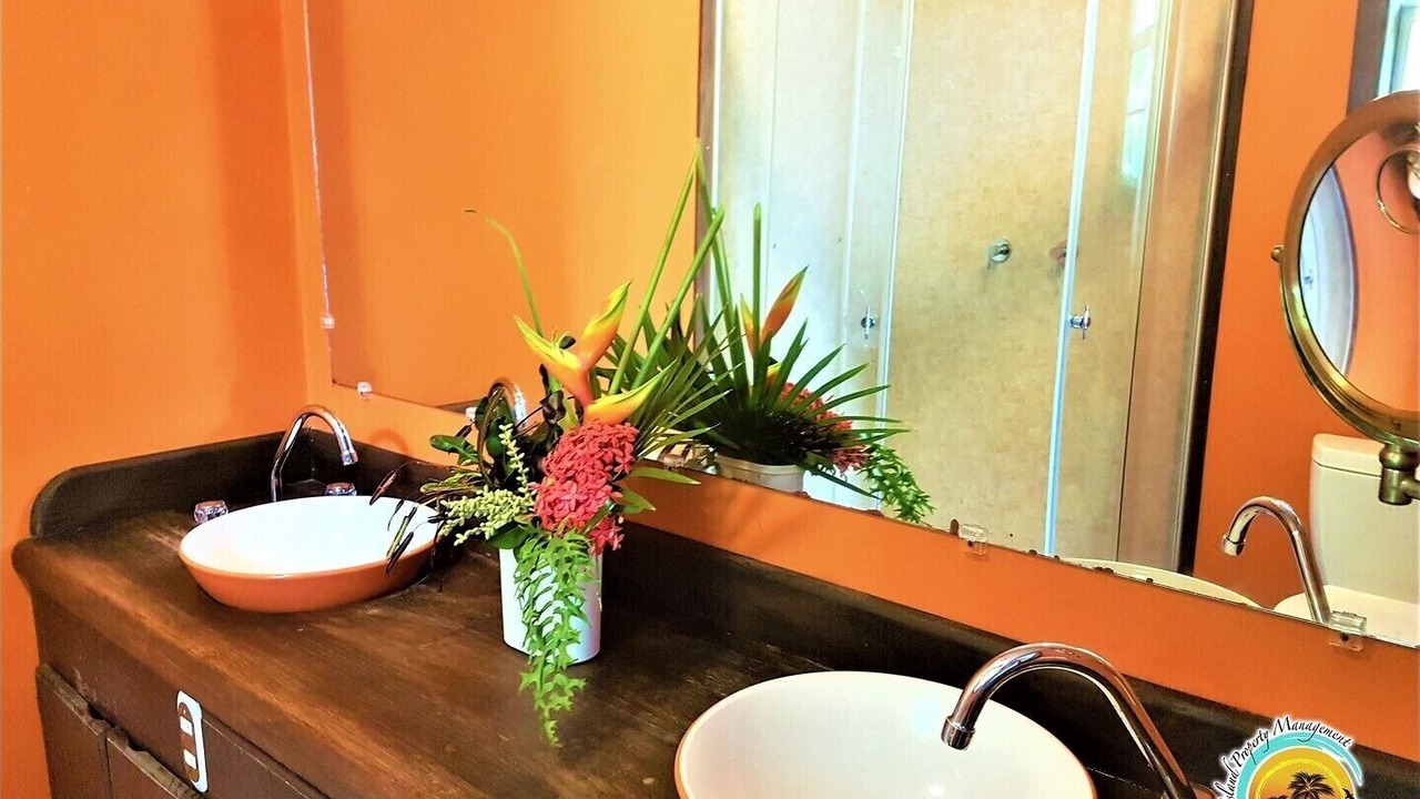 Photo of Bathroom in Calabash Bight